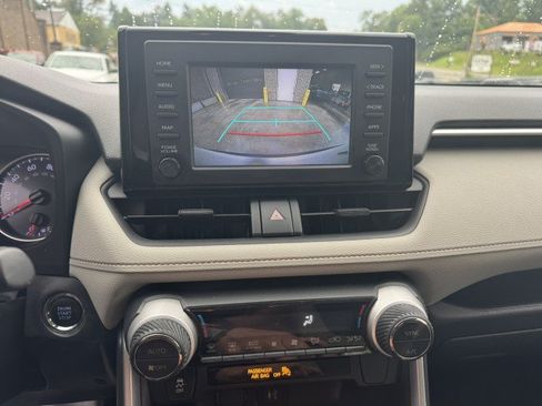 Used 2019 Toyota RAV4 XLE w/ All Weather Liner Package AWD/4WD image 15