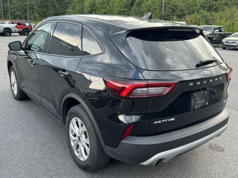 Used 2025 Ford Escape Active AWD/4WD image 7