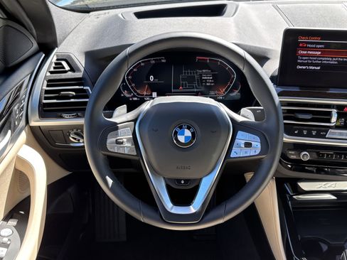 Certified 2025 BMW X4 xDrive30i image 18