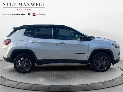 New 2026 Jeep Compass Limited AWD/4WD image 17