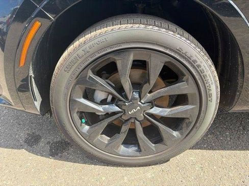 Used 2023 Kia Sorento SX AWD/4WD image 12