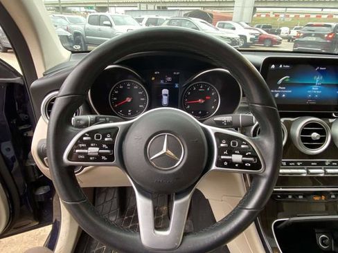 Used 2021 Mercedes-Benz GLC 300 image 22