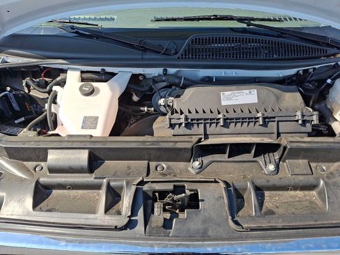 Used 2024 GMC Savana 2500 w/ Driver Convenience Package RWD image 28