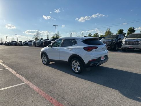 Used 2024 Buick Encore GX Preferred w/ Comfort Package image 6