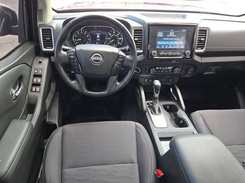 Used 2023 Nissan Frontier SV w/ SV Convenience Package AWD/4WD image 25