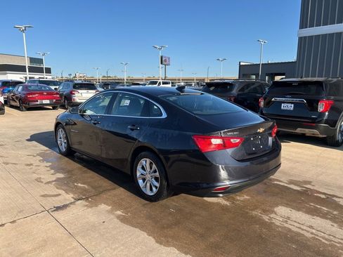 Used 2023 Chevrolet Malibu LT FWD image 2