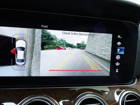 Used 2021 Mercedes-Benz E 350 Sedan image 34