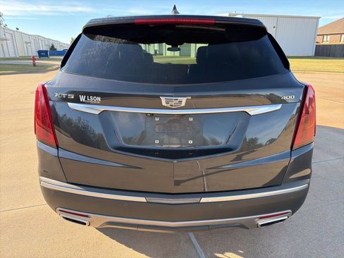 Used 2021 Cadillac XT5 Premium Luxury w/ LPO, Floor Liner Package image 4
