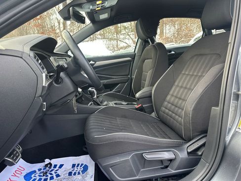 Certified 2023 Volkswagen Jetta Sport image 3