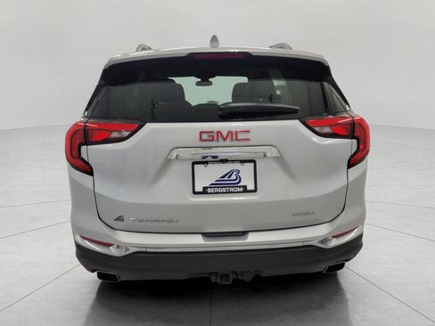 Used 2020 GMC Terrain SLT w/ Preferred Package AWD/4WD image 24