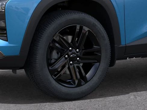 New 2026 Chevrolet Trax ACTIV w/ Sunroof Package FWD image 9