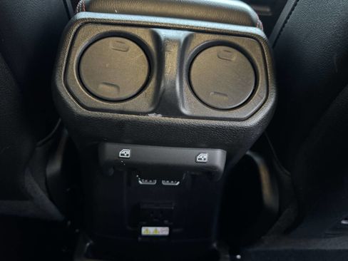 Used 2020 Jeep Wrangler Unlimited Rubicon w/ LED Lighting Group image 27