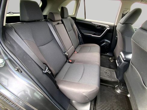 Used 2023 Toyota RAV4 LE FWD image 19