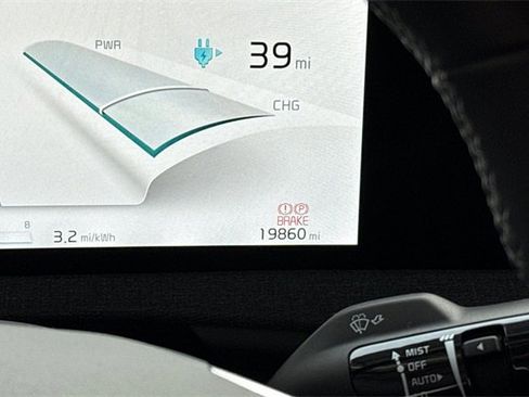 Certified 2024 Kia EV6 Wind image 34