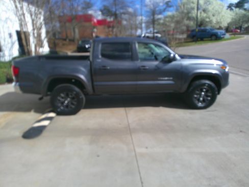 Used 2023 Toyota Tacoma SR5 image 14