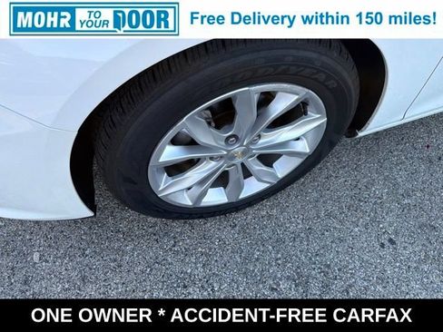Used 2023 Chevrolet Malibu LT FWD image 11