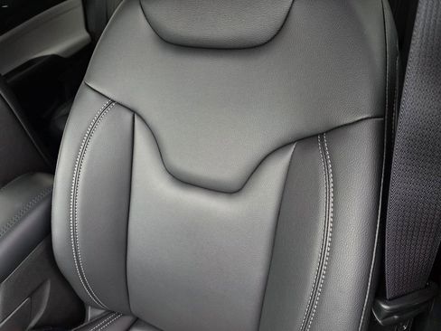 New 2026 Jeep Compass Limited image 7