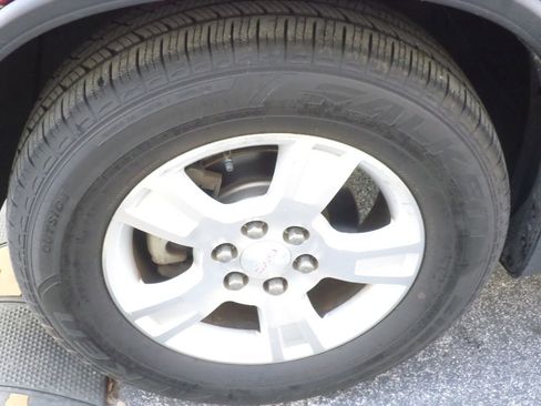 Used 2009 GMC Acadia SLT w/ Technology Package image 28