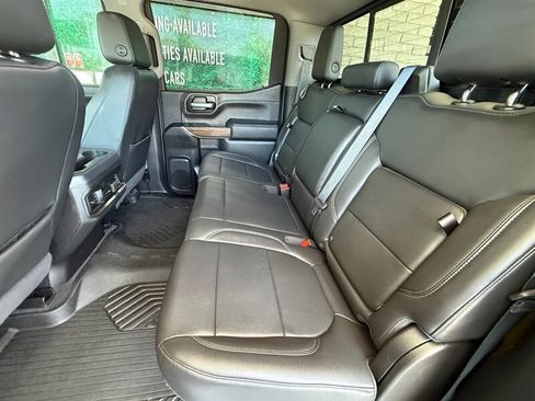 Used 2020 Chevrolet Silverado 1500 LT Trail Boss w/ Midnight Edition AWD/4WD image 28