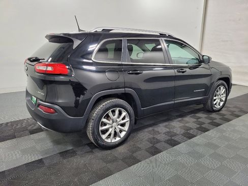 Used 2018 Jeep Cherokee Limited image 10
