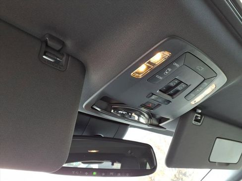 Certified 2022 Toyota Sienna XSE image 25