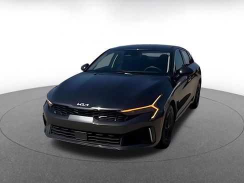 Used 2025 Kia K5 LXS image 4