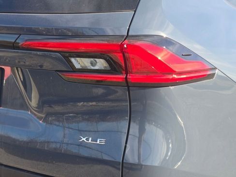 Used 2024 Toyota Grand Highlander XLE image 13