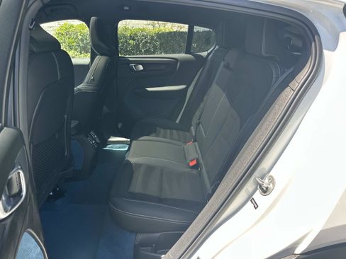 Certified 2023 Volvo C40 P8 Recharge Plus AWD/4WD image 21