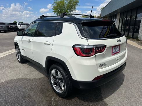 Used 2019 Jeep Compass Limited AWD/4WD image 5