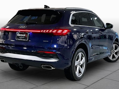 Used 2025 Audi Q5 Premium Plus AWD/4WD image 11