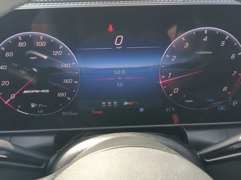 New 2025 Mercedes-Benz GLC 43 AMG 4MATIC image 14