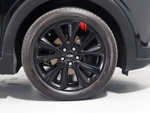 Used 2023 Chevrolet Bolt EUV Premier w/ Sun & Sound Package image 41