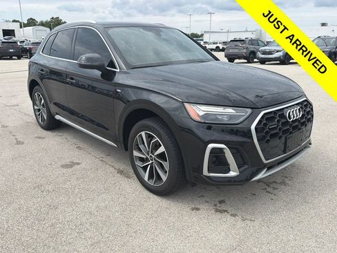 Used 2023 Audi Q5 2.0T Premium w/ Convenience Package AWD/4WD image 1