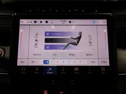 Certified 2024 Jeep Grand Cherokee Overland image 32