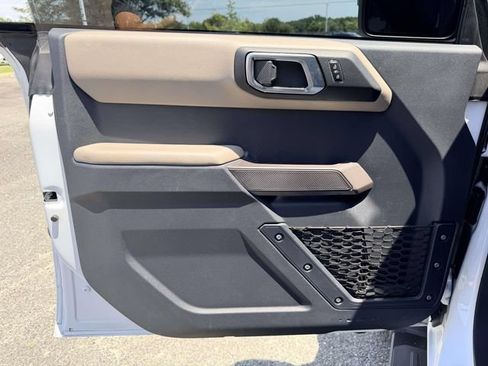 Used 2023 Ford Bronco Wildtrak AWD/4WD image 14