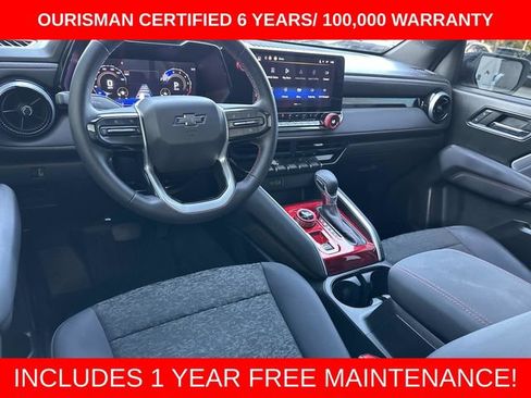 Used 2025 Chevrolet Colorado Z71 w/ Technology Package AWD/4WD image 18