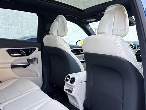 New 2026 Mercedes-Benz GLC 300 4MATIC image 19