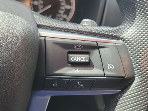 Used 2022 Mitsubishi Outlander ES image 19