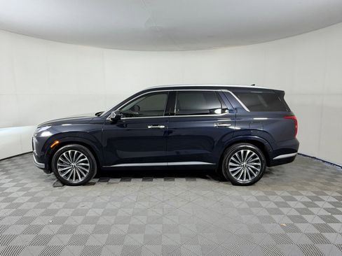 Used 2025 Hyundai Palisade Calligraphy image 2