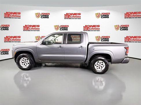 Certified 2024 Nissan Frontier SV image 14