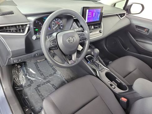Used 2023 Toyota Corolla LE FWD image 18