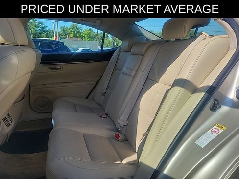 Used 2015 Lexus ES 350 w/ Premium Package FWD image 10