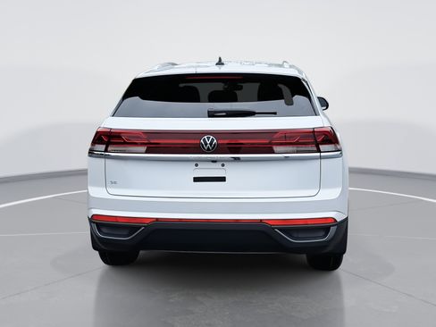 New 2026 Volkswagen Atlas Cross Sport SE image 4