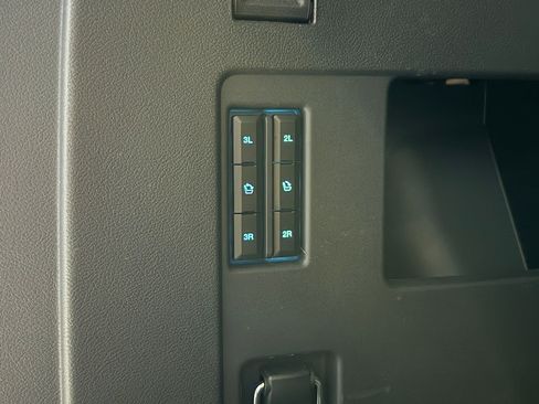 Used 2023 Ford Expedition Max Platinum image 49