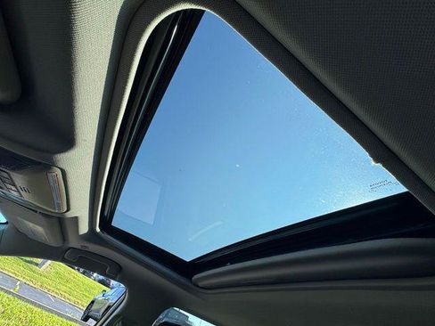 Certified 2023 Toyota RAV4 XLE Premium AWD/4WD image 31