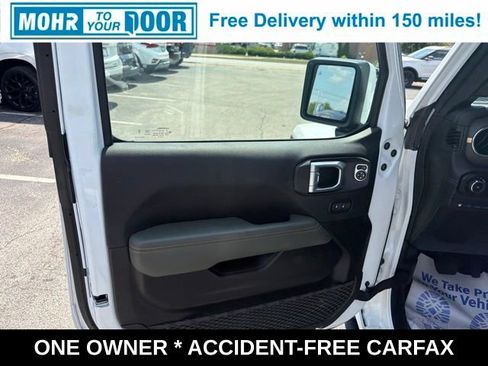 Used 2024 Jeep Wrangler High Altitude AWD/4WD image 13