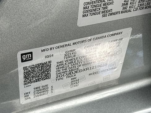 Used 2024 Chevrolet Silverado 1500 High Country w/ Technology Package image 35