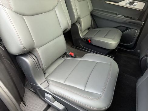 New 2026 Ford Explorer Active w/ Active Comfort Package image 22