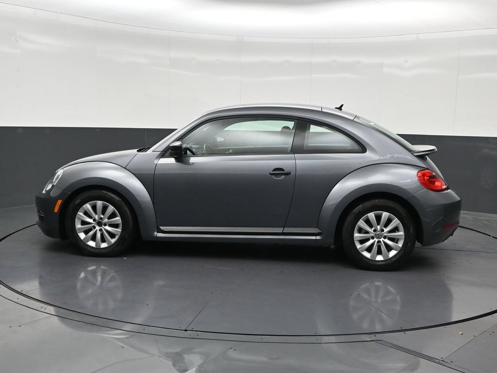 Used 2016 Volkswagen Beetle 1.8T S FWD image 2