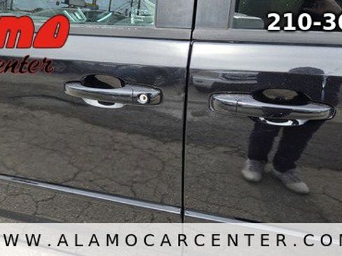 Used 2013 Dodge Grand Caravan SE image 10